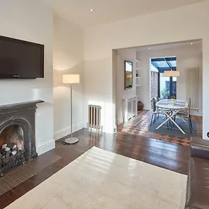 Host & - Number 1 Gill Street , Saltburn-by-the-Sea United Kingdom