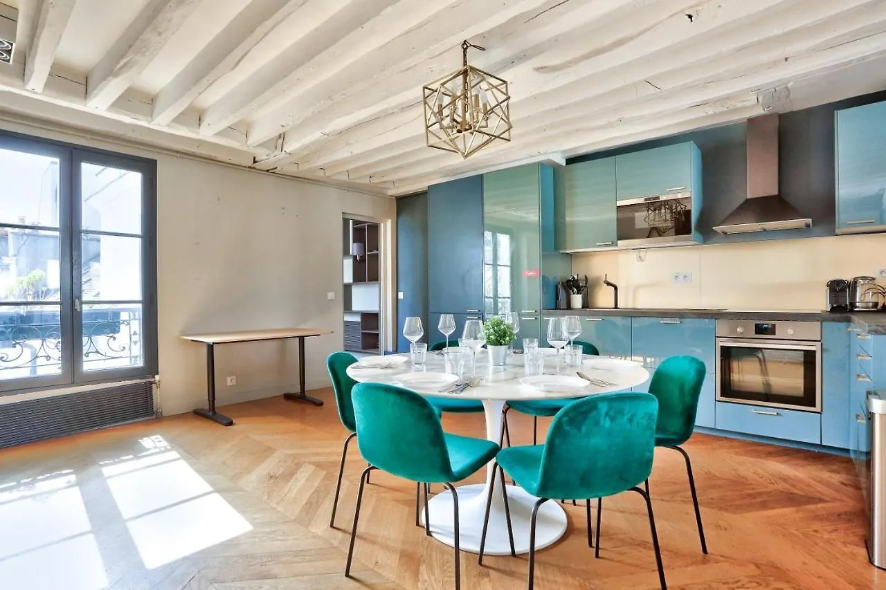 Le Marais Superb Apartment Terrace Paris Free Netflix